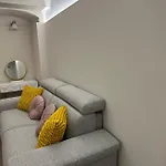 Appartamento Imbriani 69 *