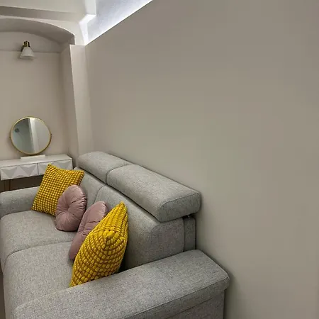 Apartment Imbriani 69 *